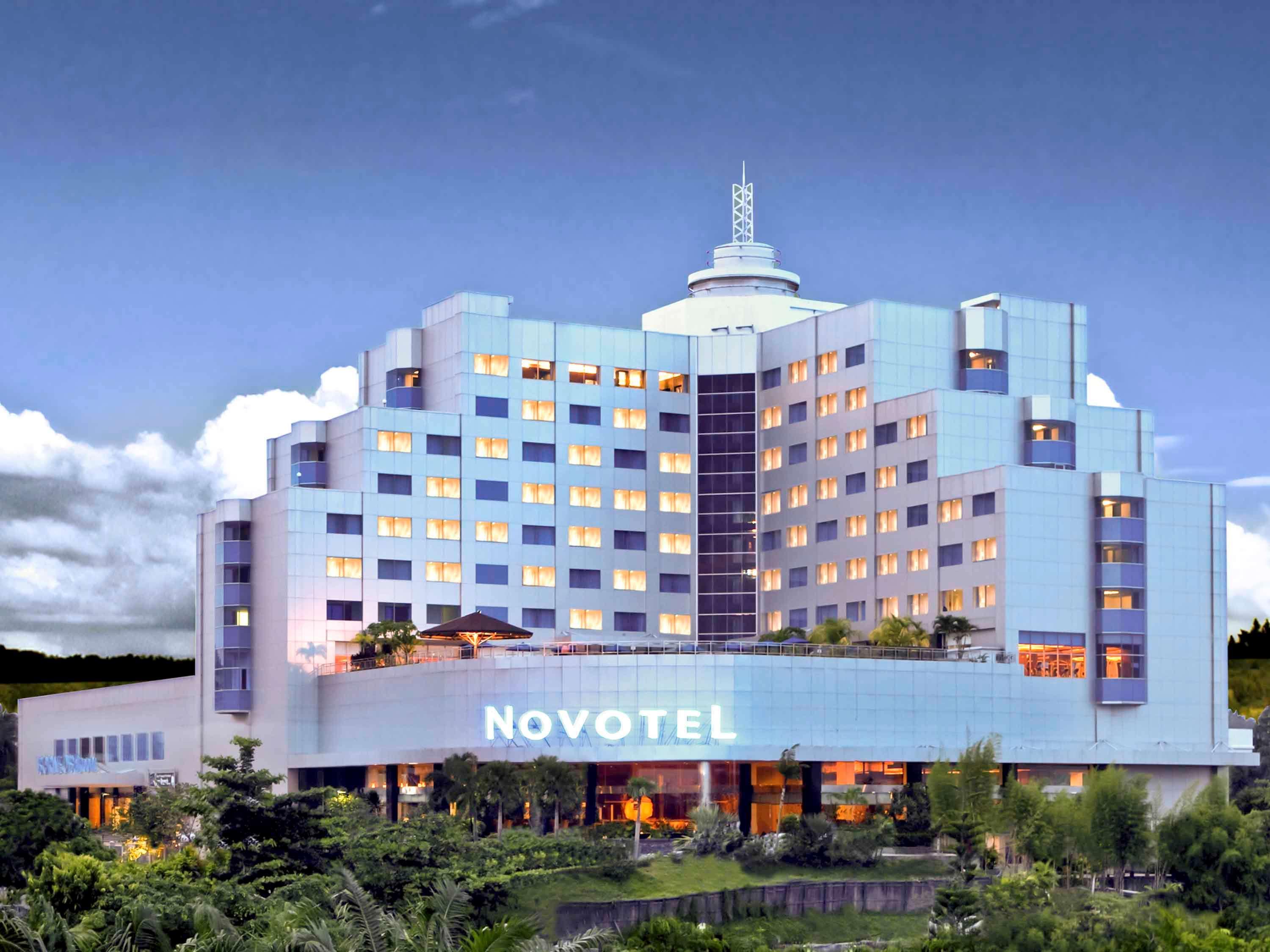 Novotel Balikpapan Exteriör bild