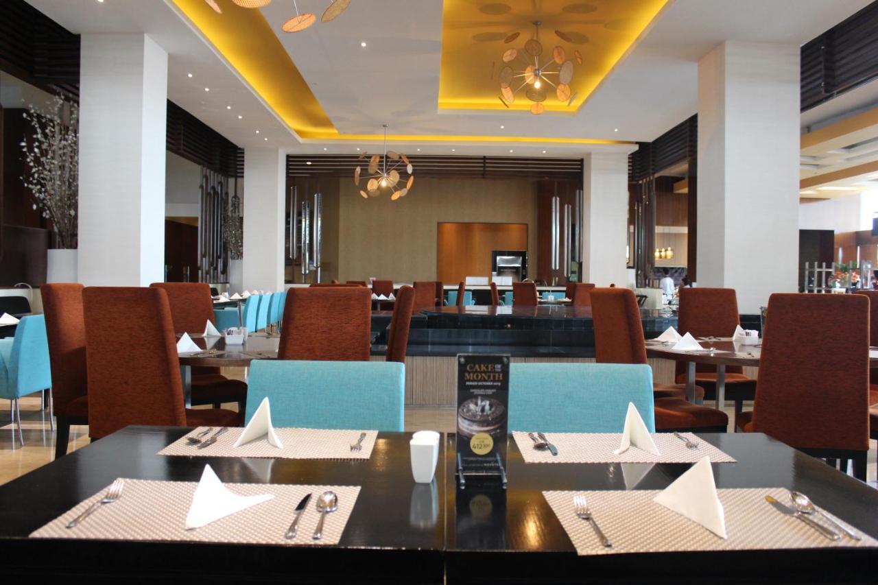Novotel Balikpapan Exteriör bild